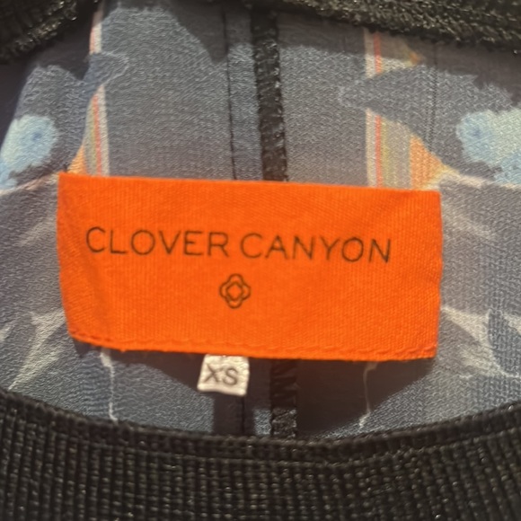 NWOT Clover Caynon Geometric/Floral Print Sheer Crew Neck Long XS - Picture 5 of 6